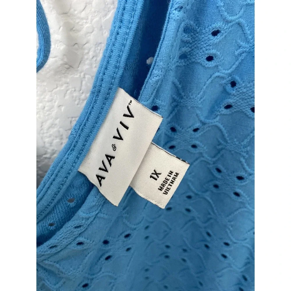 Top - Picture 2 of 2